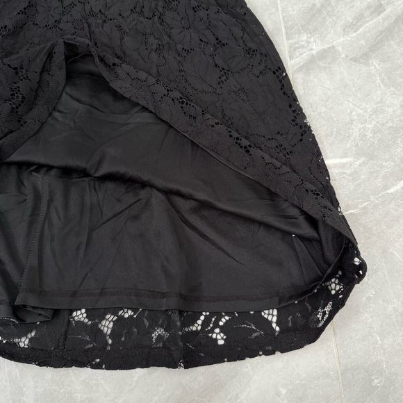 Women’s Xhilaration Target Lace V-Neck Cut Out Sleeveless Dress Size Medium - Picture 8 of 16